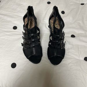 Jessica Simpson strappy heels size 6